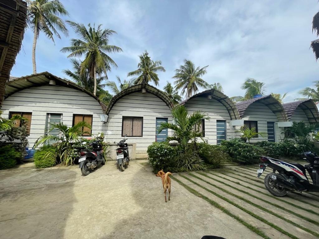 Point F Siargao Apartman Catangnan Kültér fotó